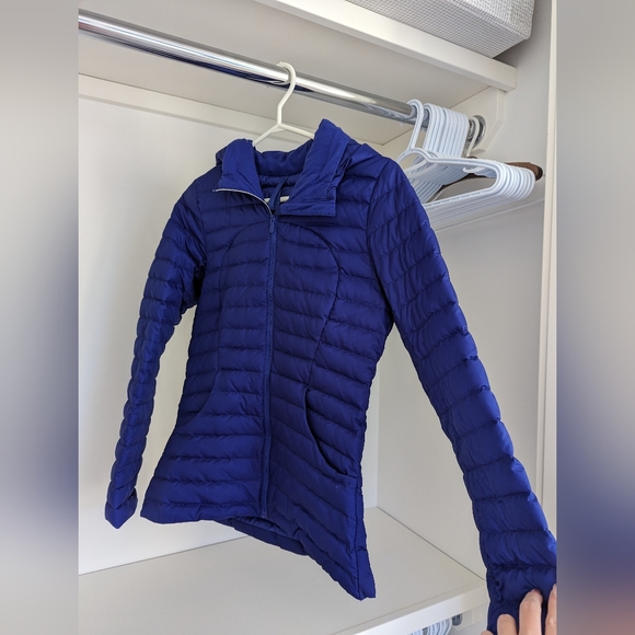 Blue Lululemon jacket size 4 - Picture 1 of 3